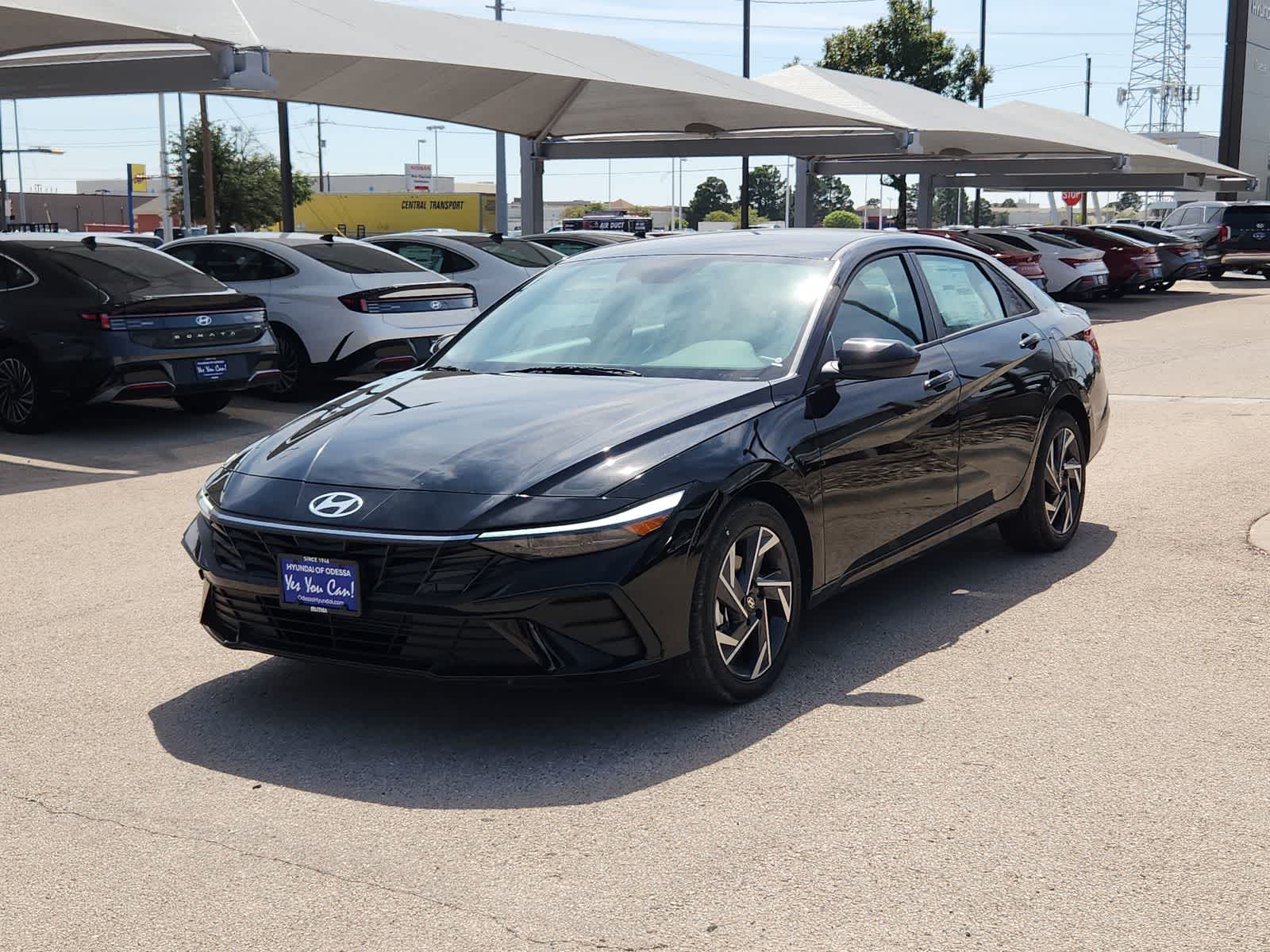 new 2025 Hyundai Elantra car, priced at $25,135