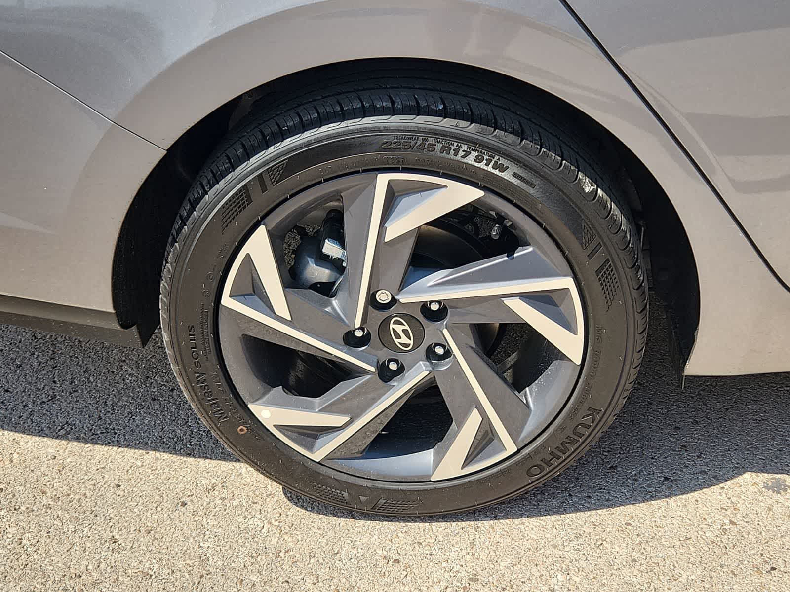 new 2025 Hyundai Elantra car, priced at $25,125
