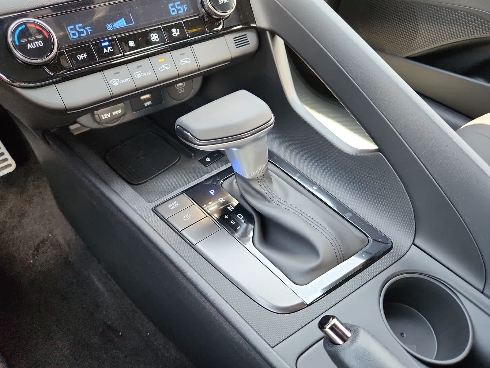 new 2025 Hyundai Elantra car, priced at $25,340