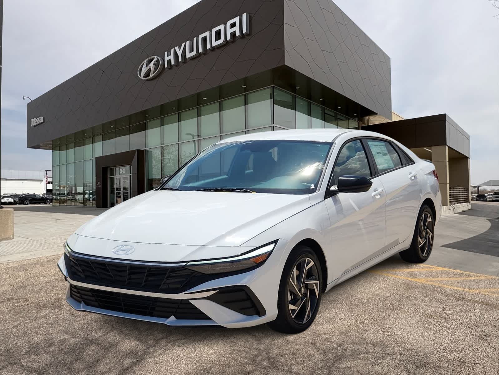 new 2025 Hyundai Elantra car, priced at $25,340