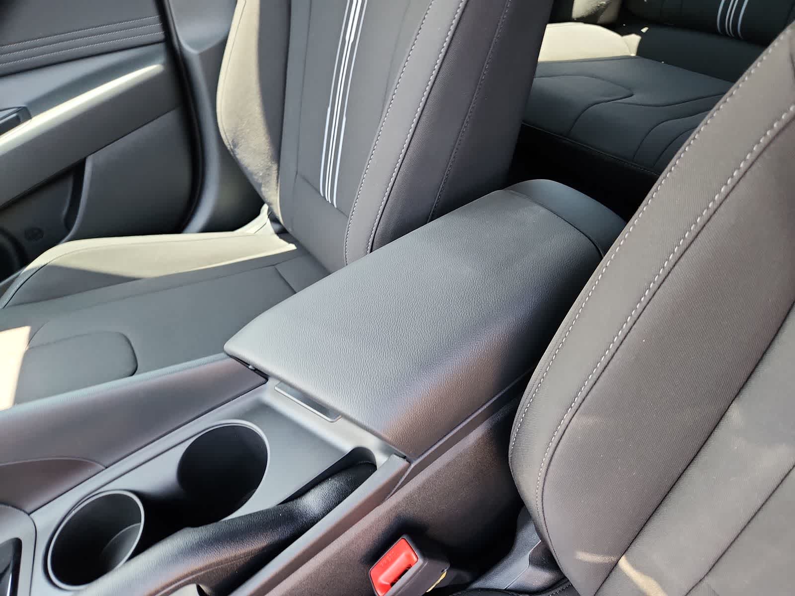 new 2025 Hyundai Elantra car, priced at $25,020