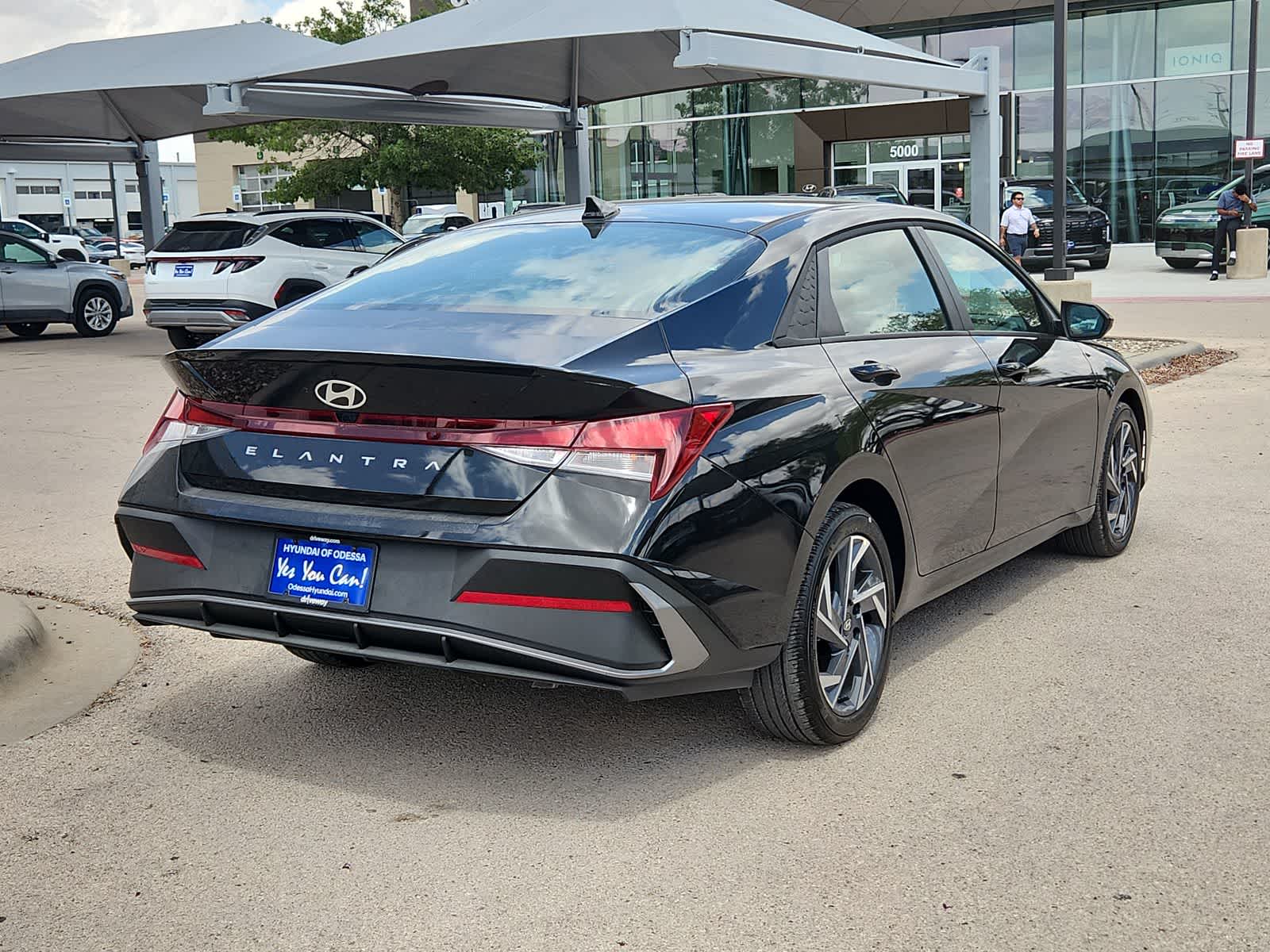 new 2025 Hyundai Elantra car, priced at $25,135