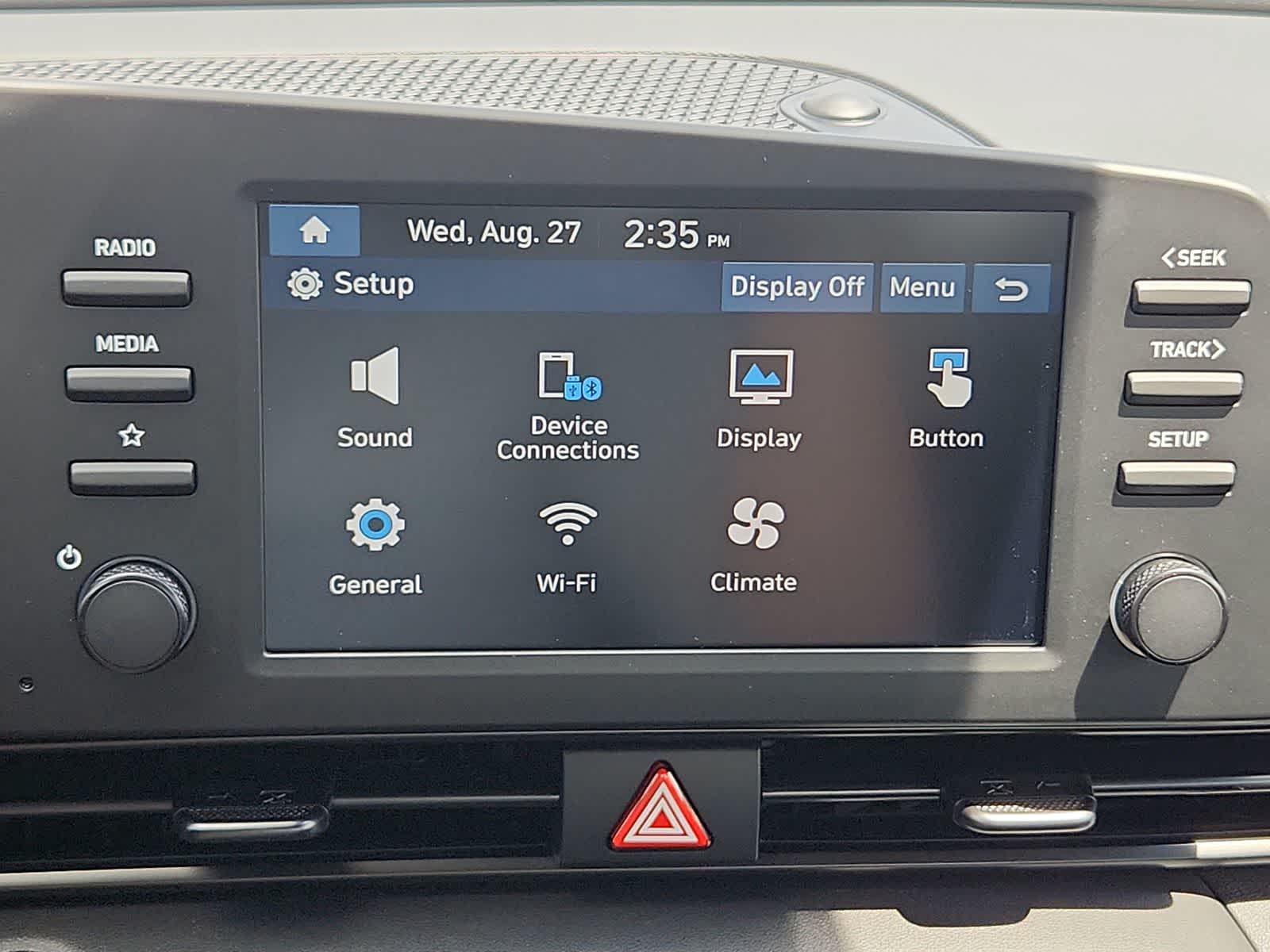 new 2025 Hyundai Elantra car, priced at $25,135
