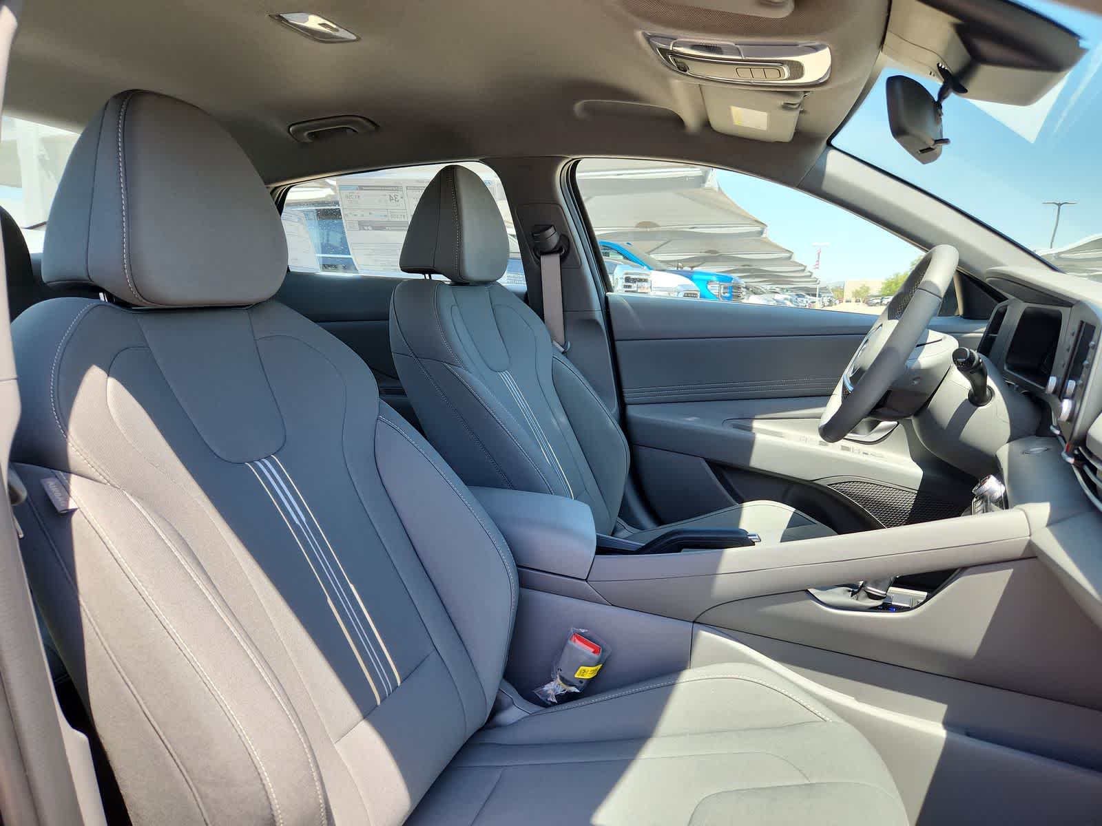 new 2025 Hyundai Elantra car, priced at $25,125