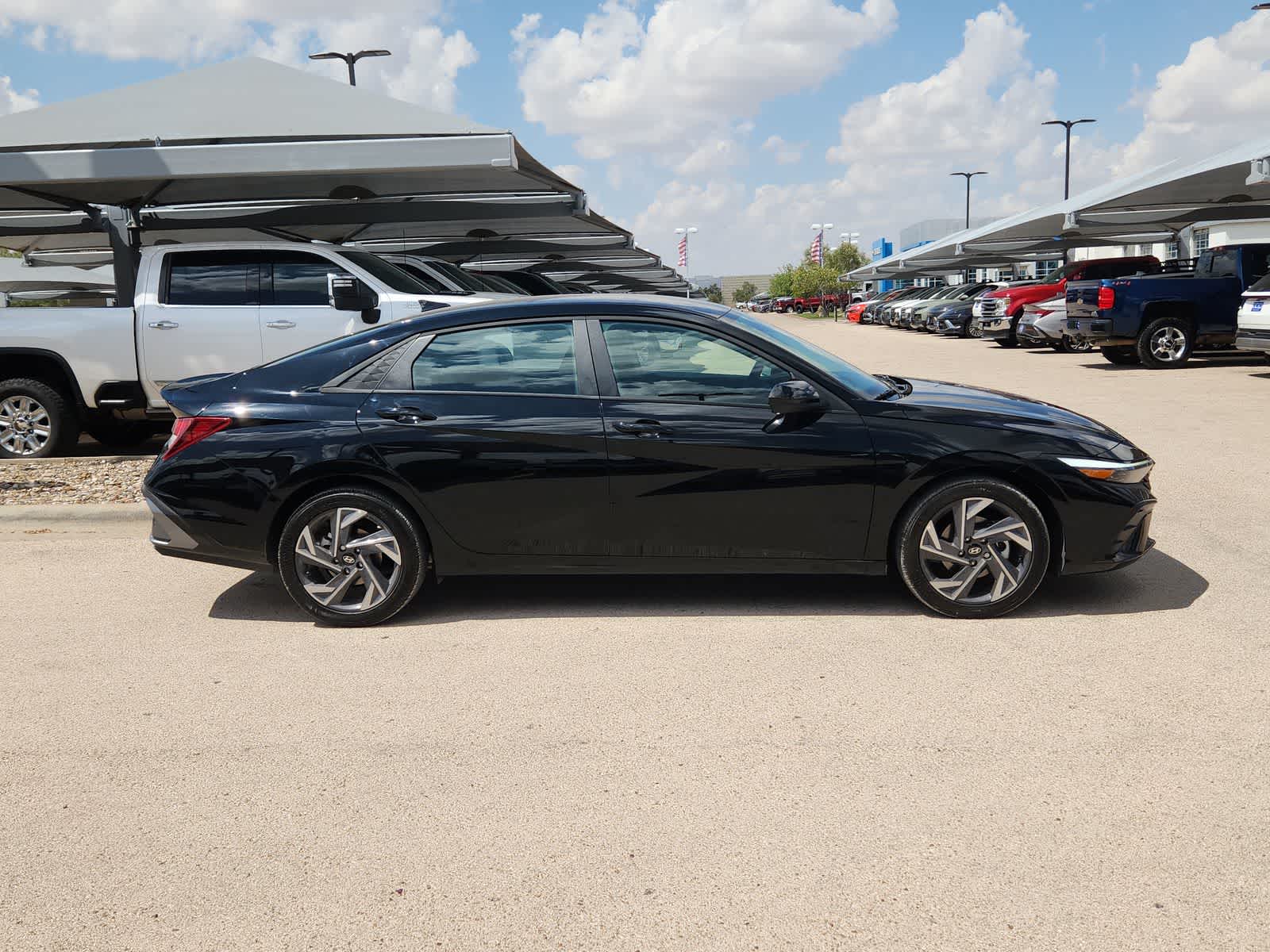 new 2025 Hyundai Elantra car, priced at $25,090