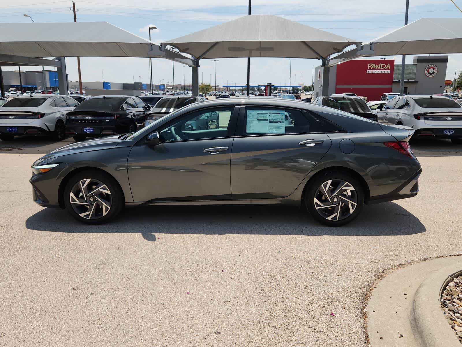 new 2025 Hyundai Elantra car, priced at $25,125