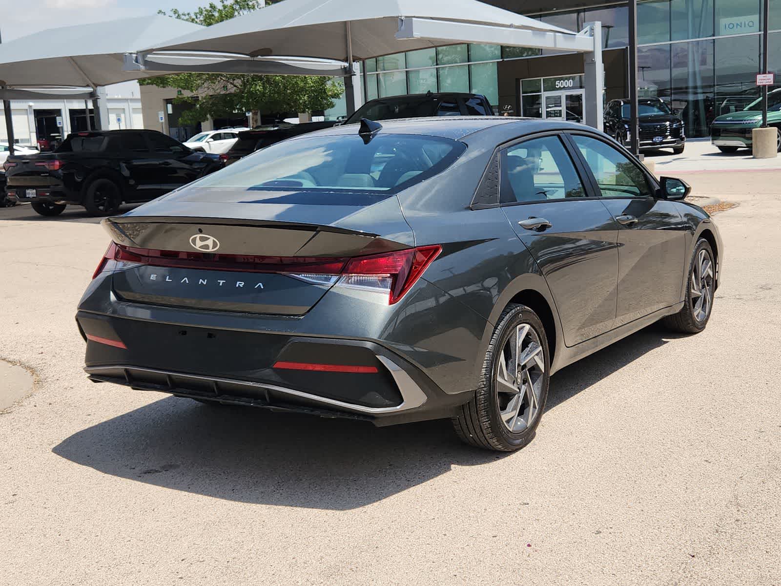 new 2025 Hyundai Elantra car, priced at $25,125