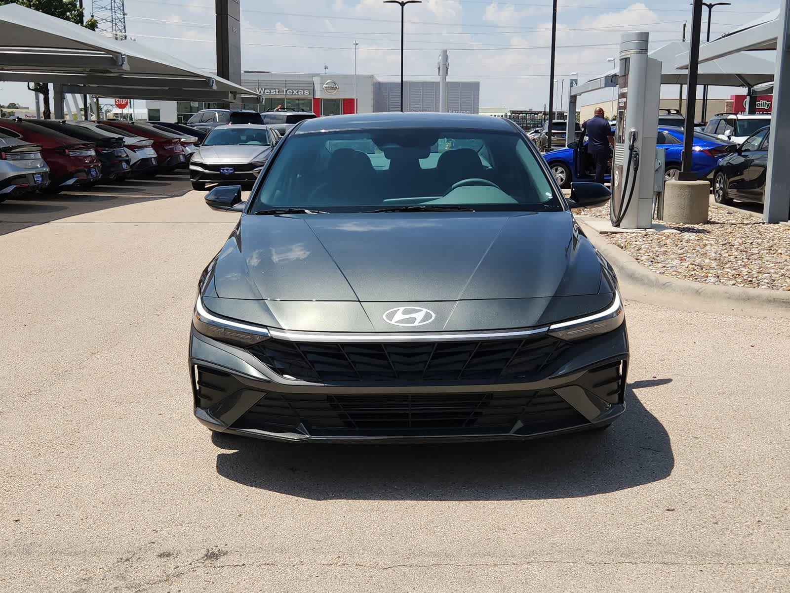 new 2025 Hyundai Elantra car, priced at $25,125