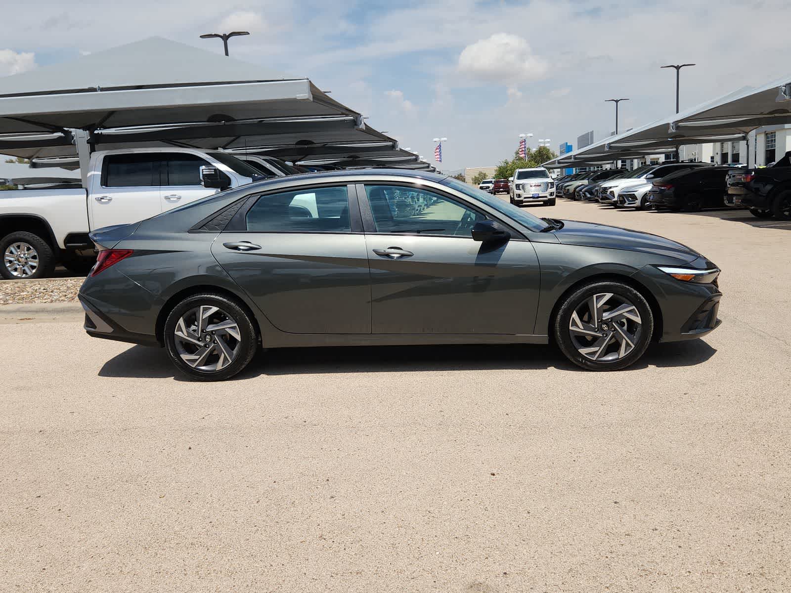 new 2025 Hyundai Elantra car, priced at $25,125
