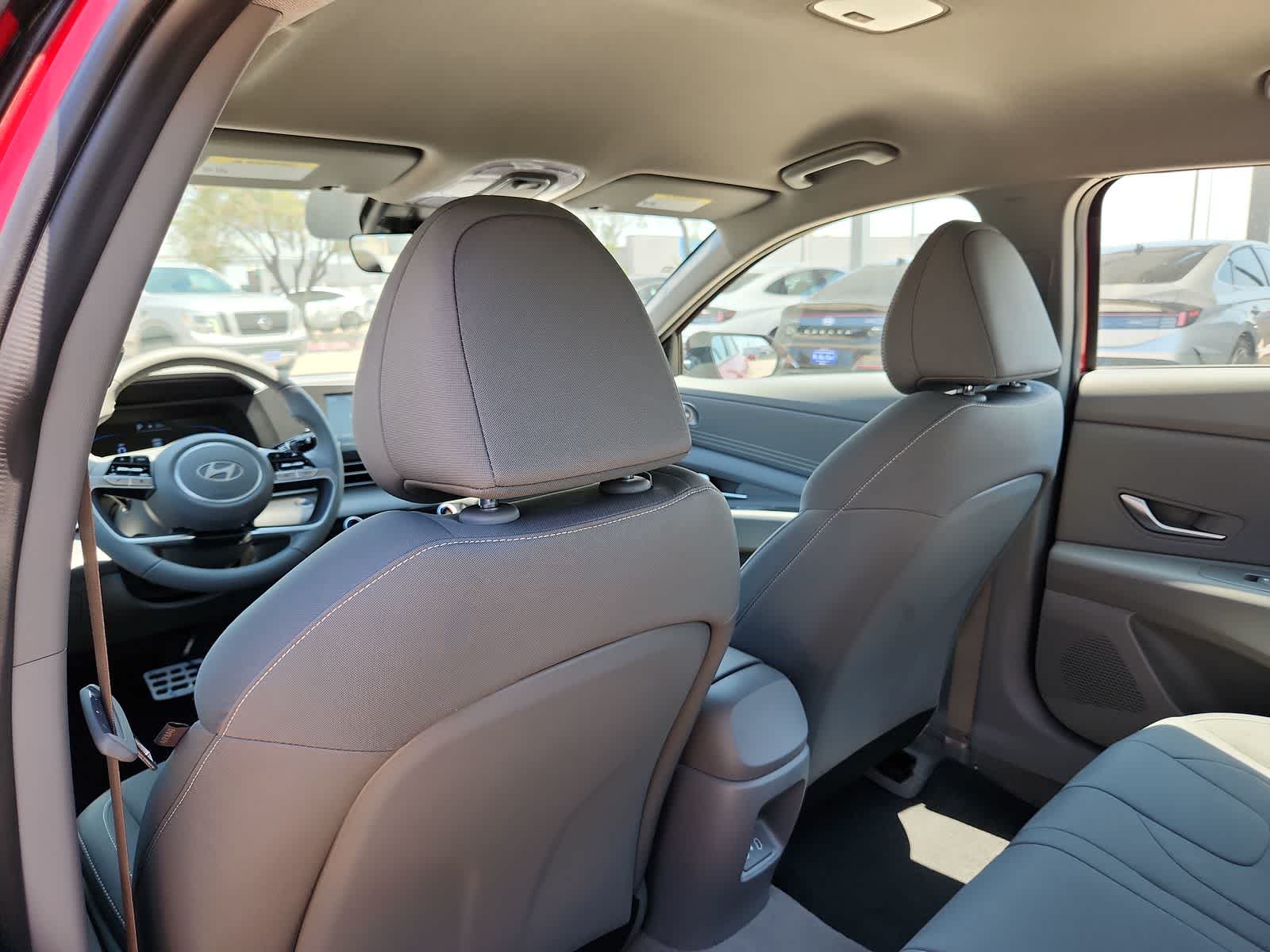 new 2025 Hyundai Elantra car, priced at $25,625