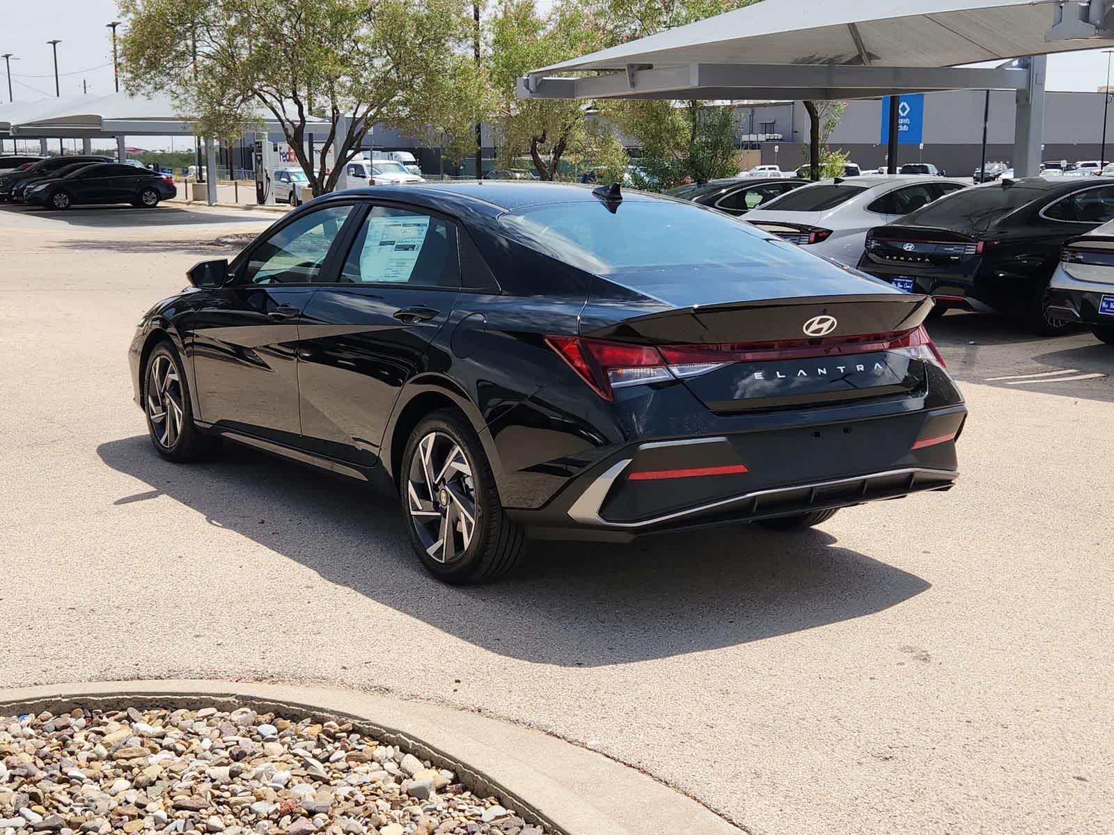 new 2025 Hyundai Elantra car, priced at $25,125