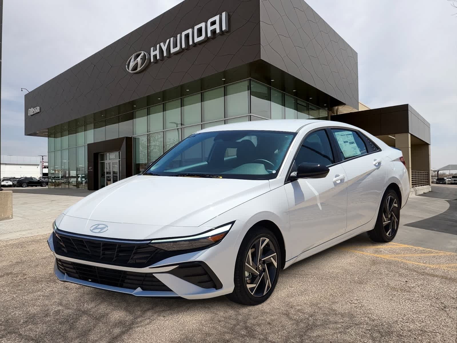 new 2025 Hyundai Elantra Hybrid car, priced at $29,730