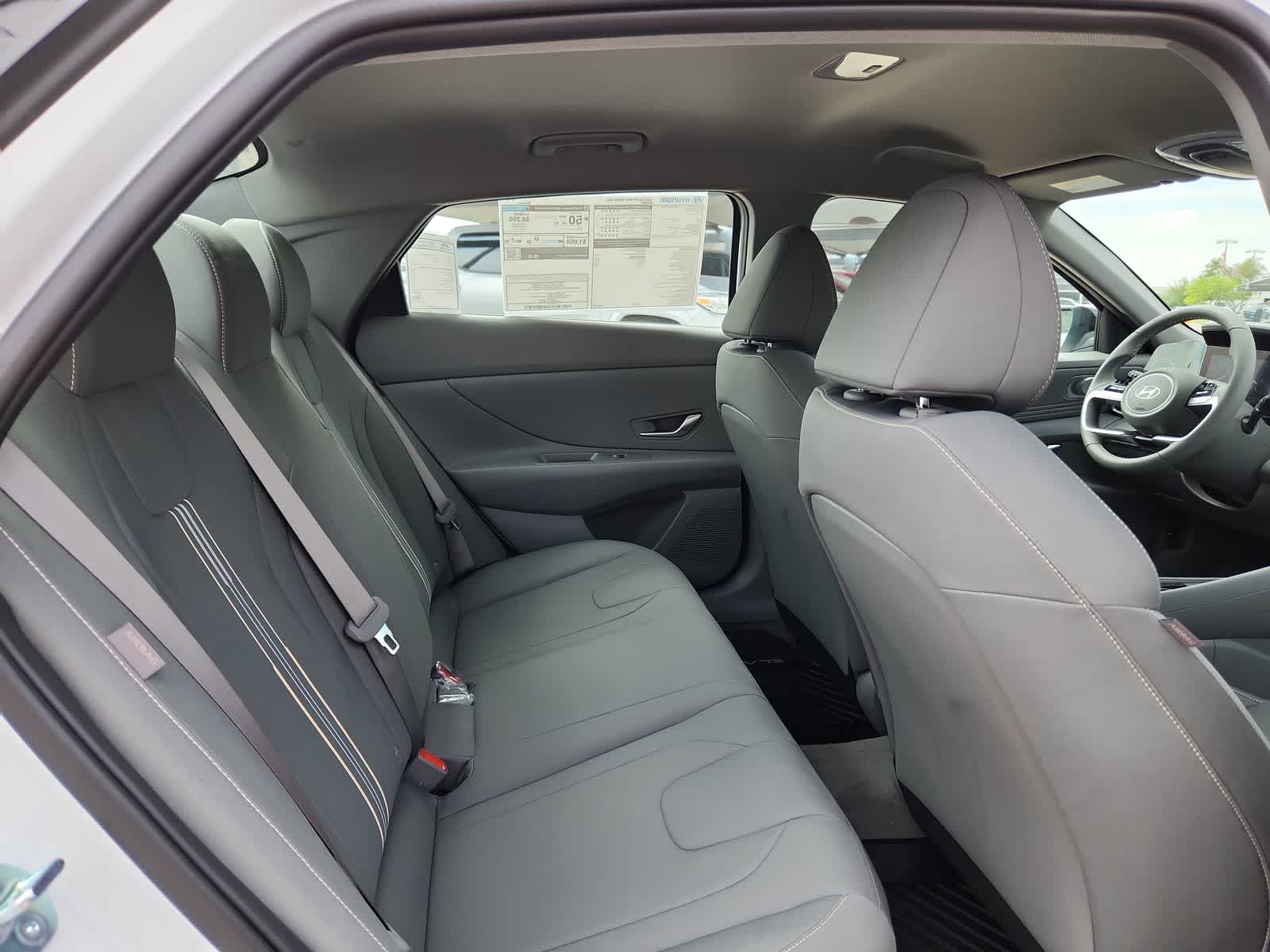 new 2025 Hyundai Elantra Hybrid car, priced at $29,685