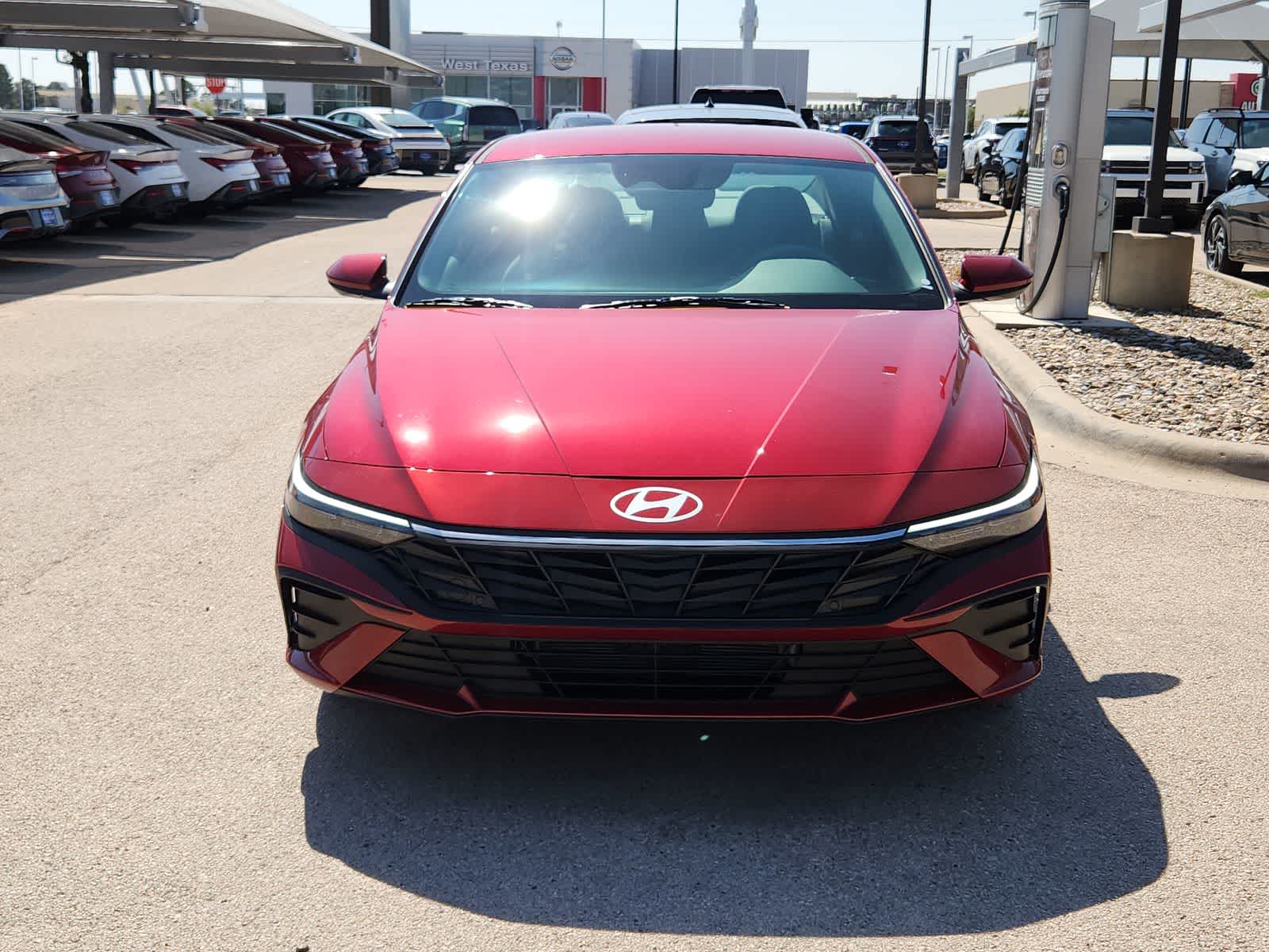 new 2025 Hyundai Elantra Hybrid car, priced at $27,805