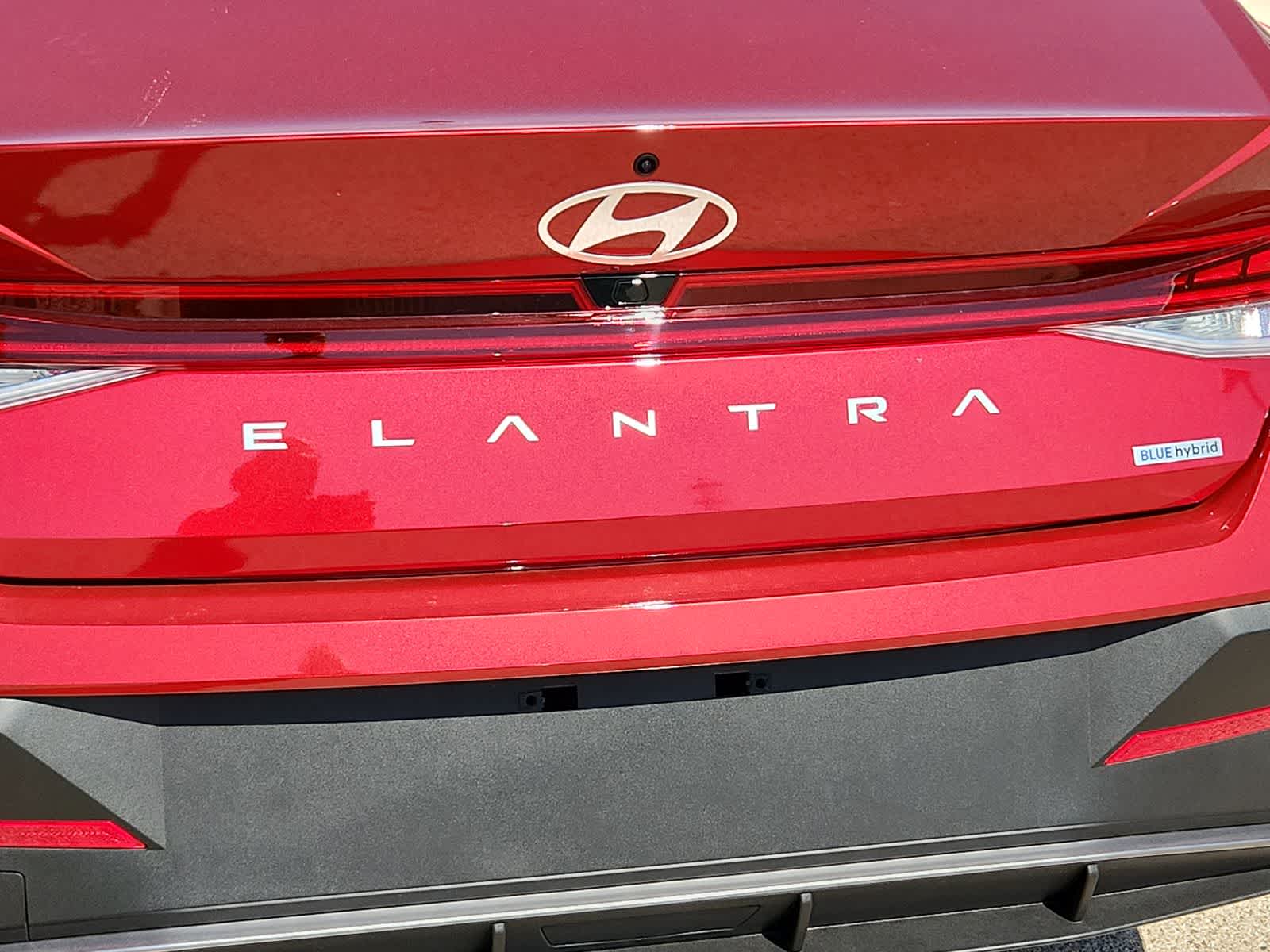 new 2025 Hyundai Elantra Hybrid car, priced at $27,805
