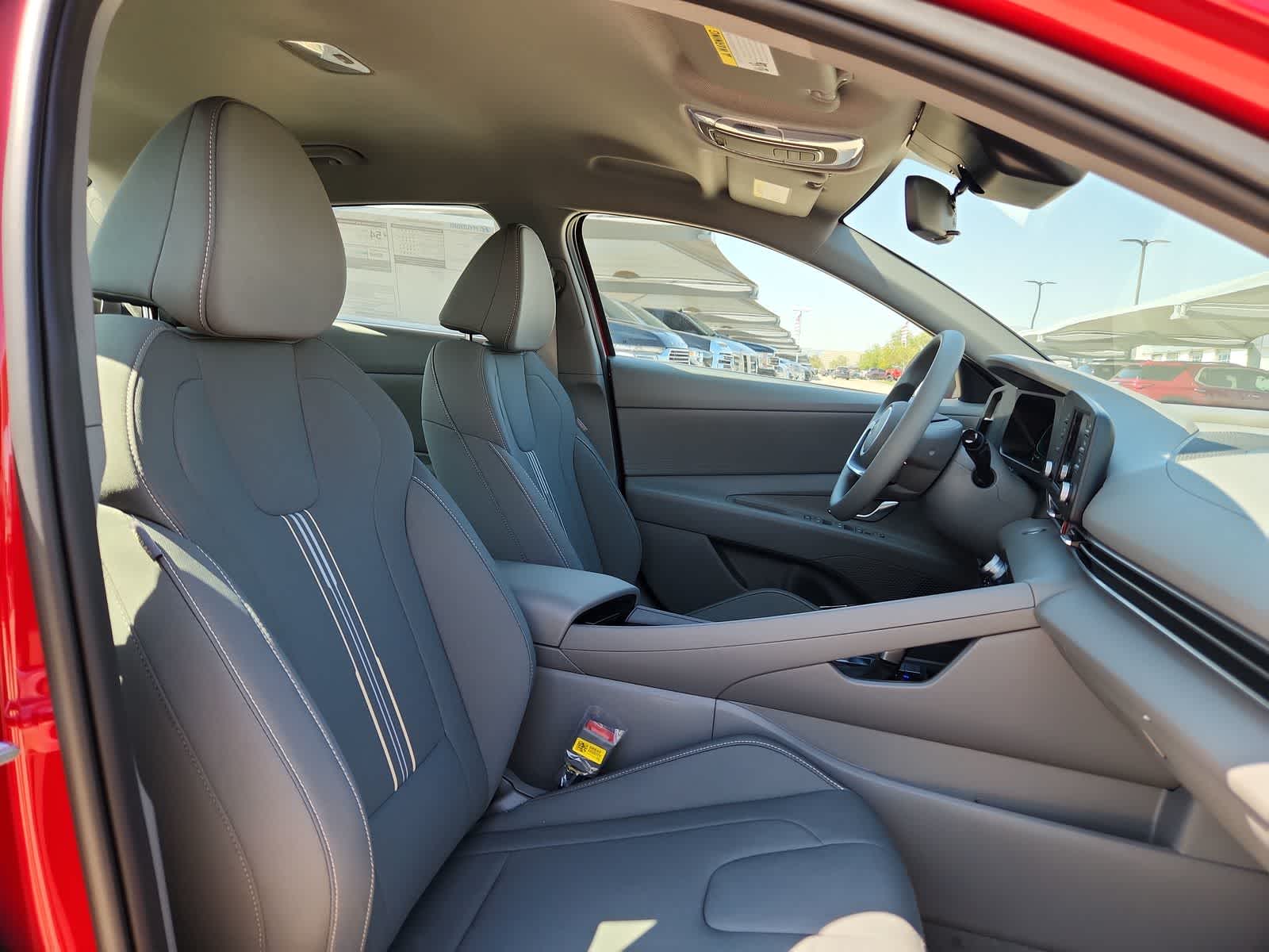 new 2025 Hyundai Elantra Hybrid car, priced at $27,805