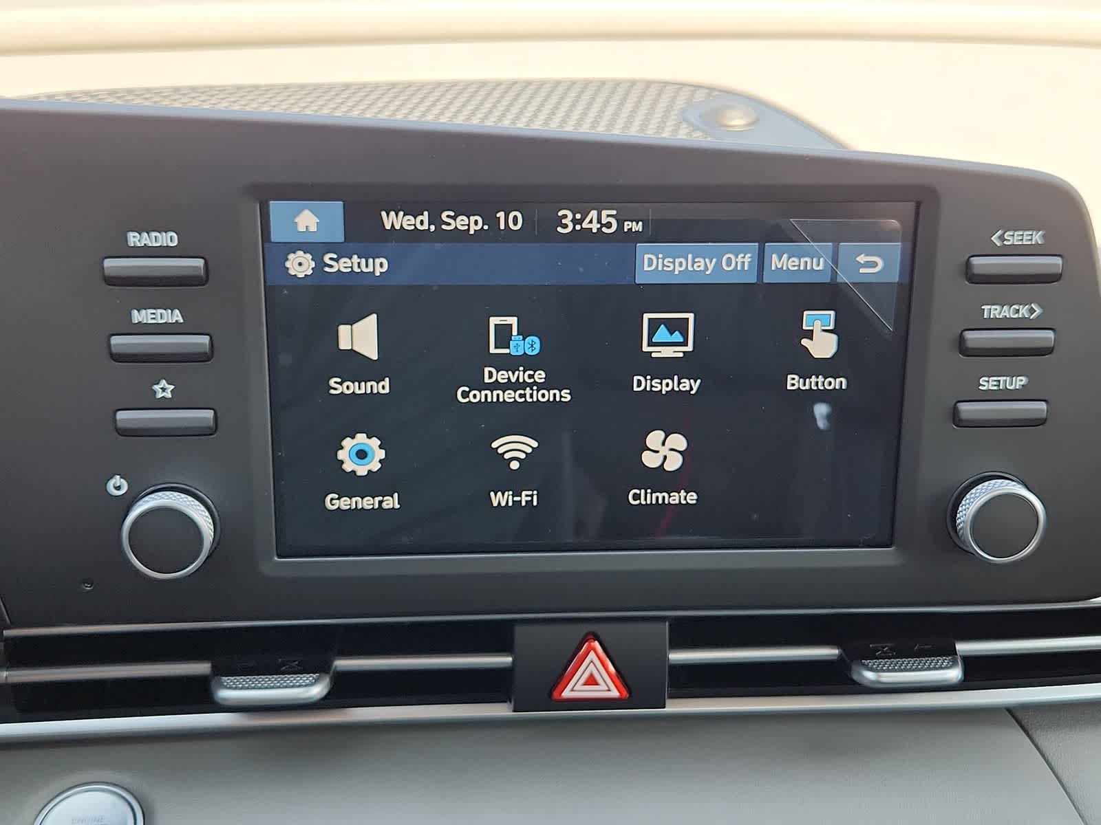 new 2025 Hyundai Elantra Hybrid car, priced at $27,805