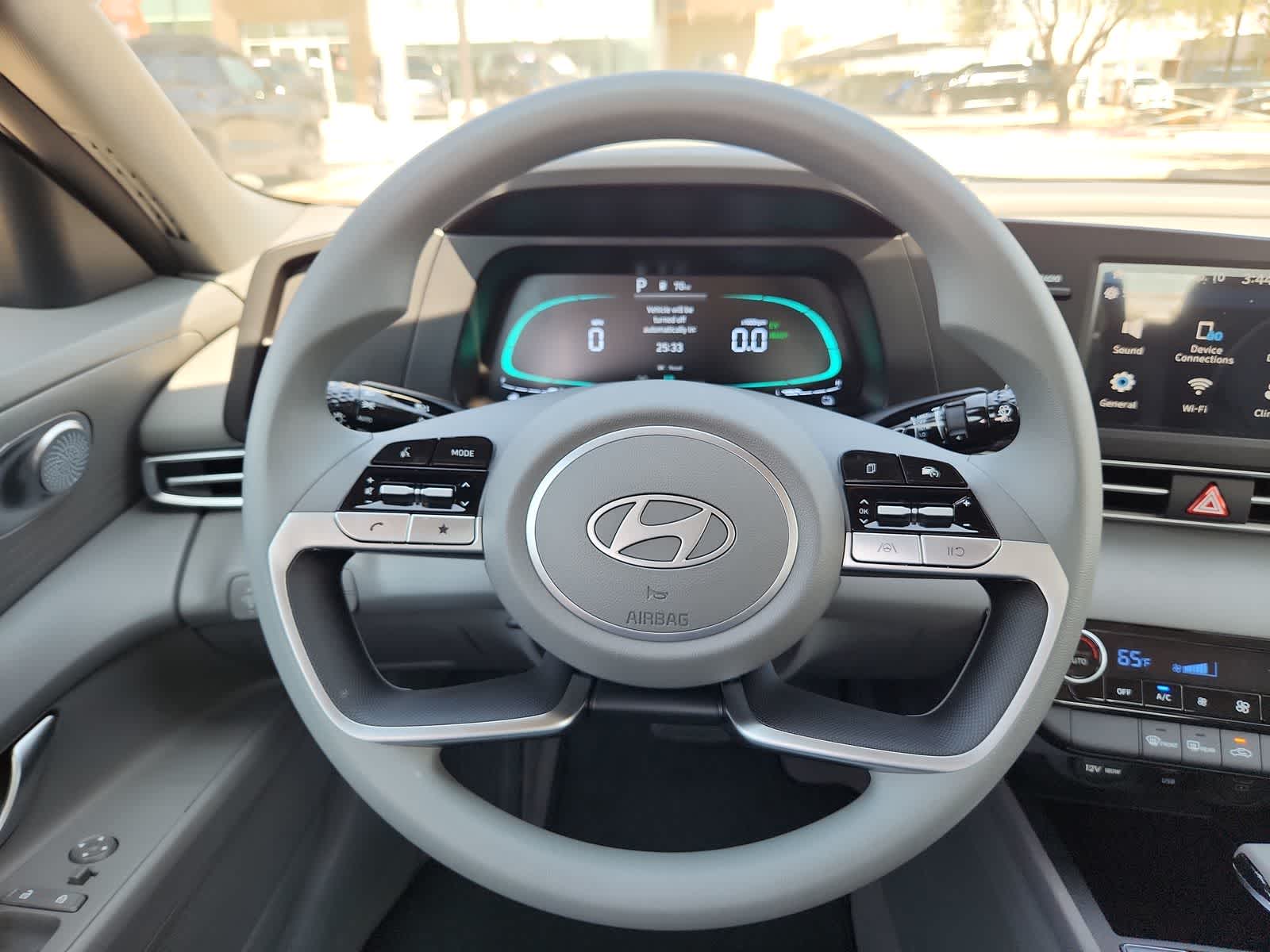 new 2025 Hyundai Elantra Hybrid car, priced at $27,805
