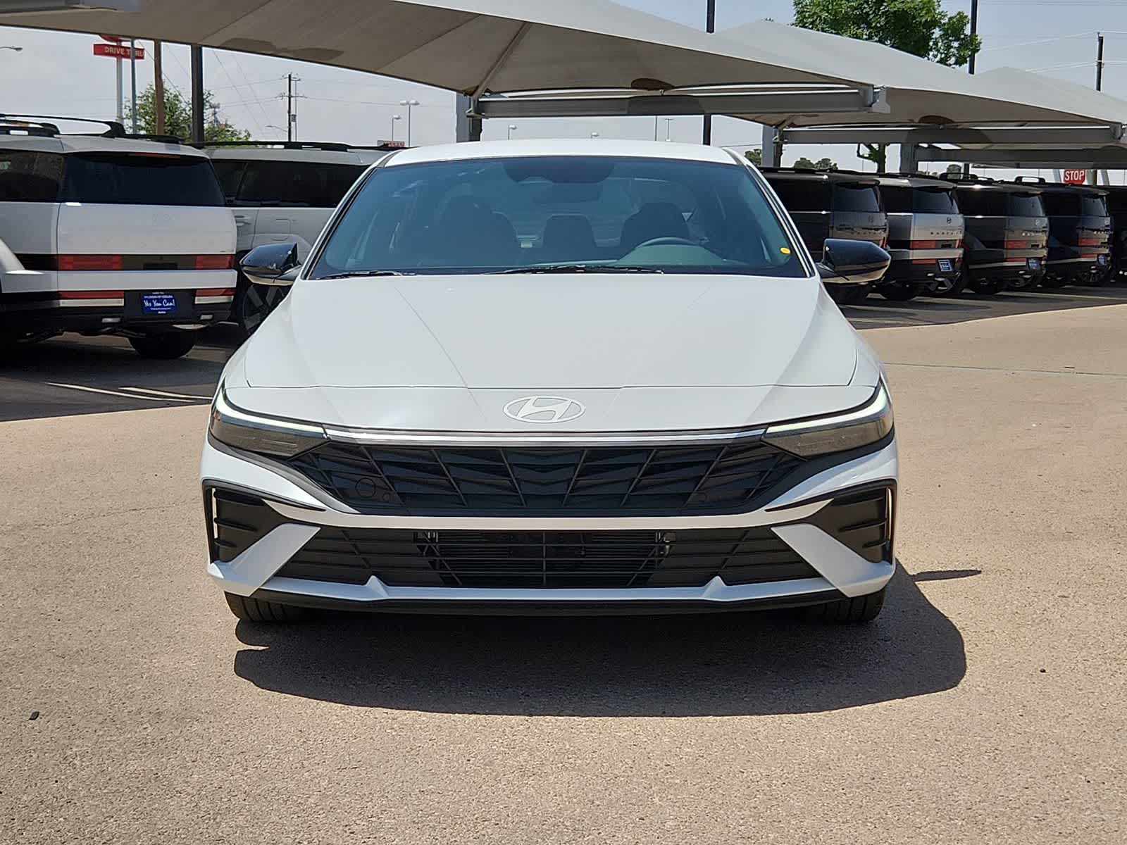 new 2025 Hyundai Elantra Hybrid car, priced at $29,470