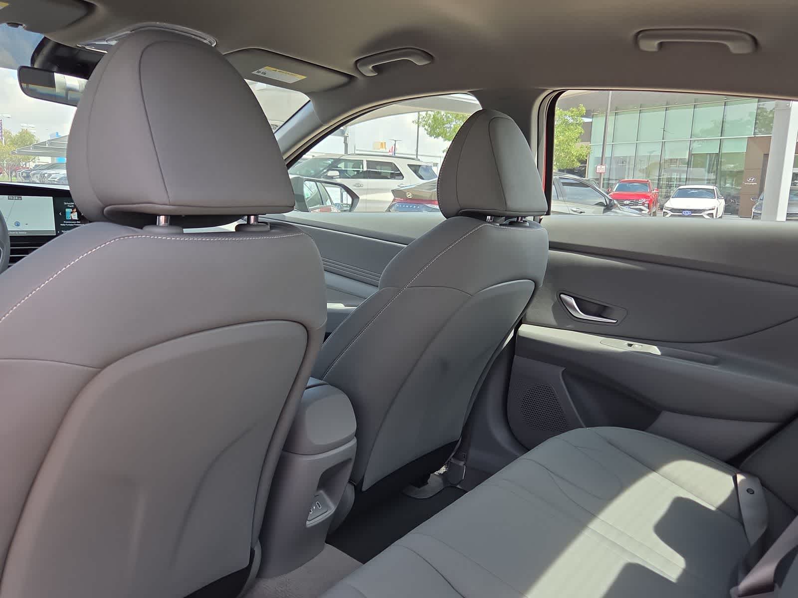 new 2025 Hyundai Elantra Hybrid car, priced at $27,340