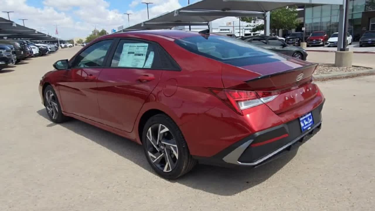 new 2025 Hyundai Elantra Hybrid car, priced at $27,340