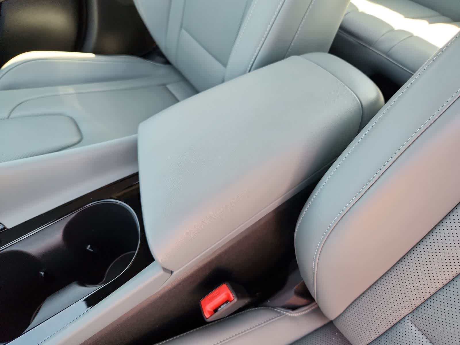 used 2024 Hyundai Elantra Hybrid car, priced at $26,999