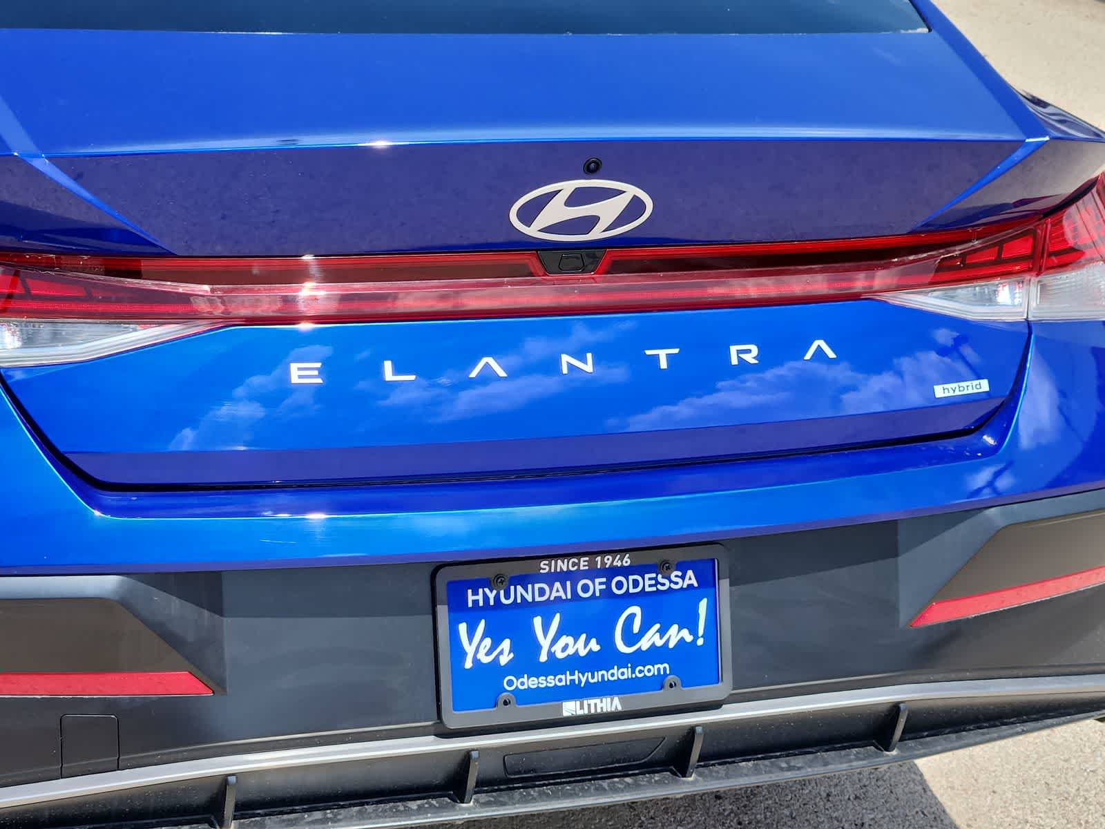 new 2025 Hyundai Elantra Hybrid car, priced at $30,600