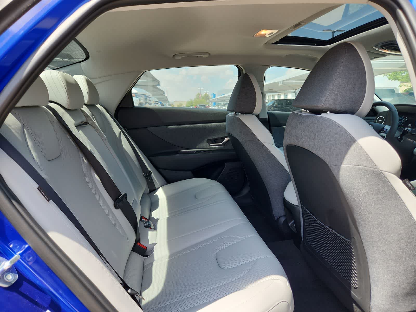 new 2025 Hyundai Elantra Hybrid car, priced at $30,600