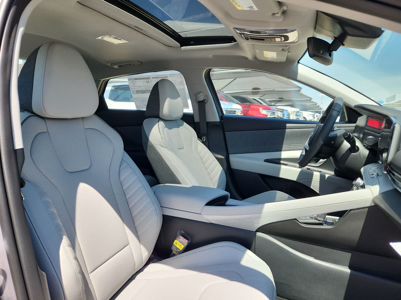 new 2025 Hyundai Elantra car, priced at $28,650