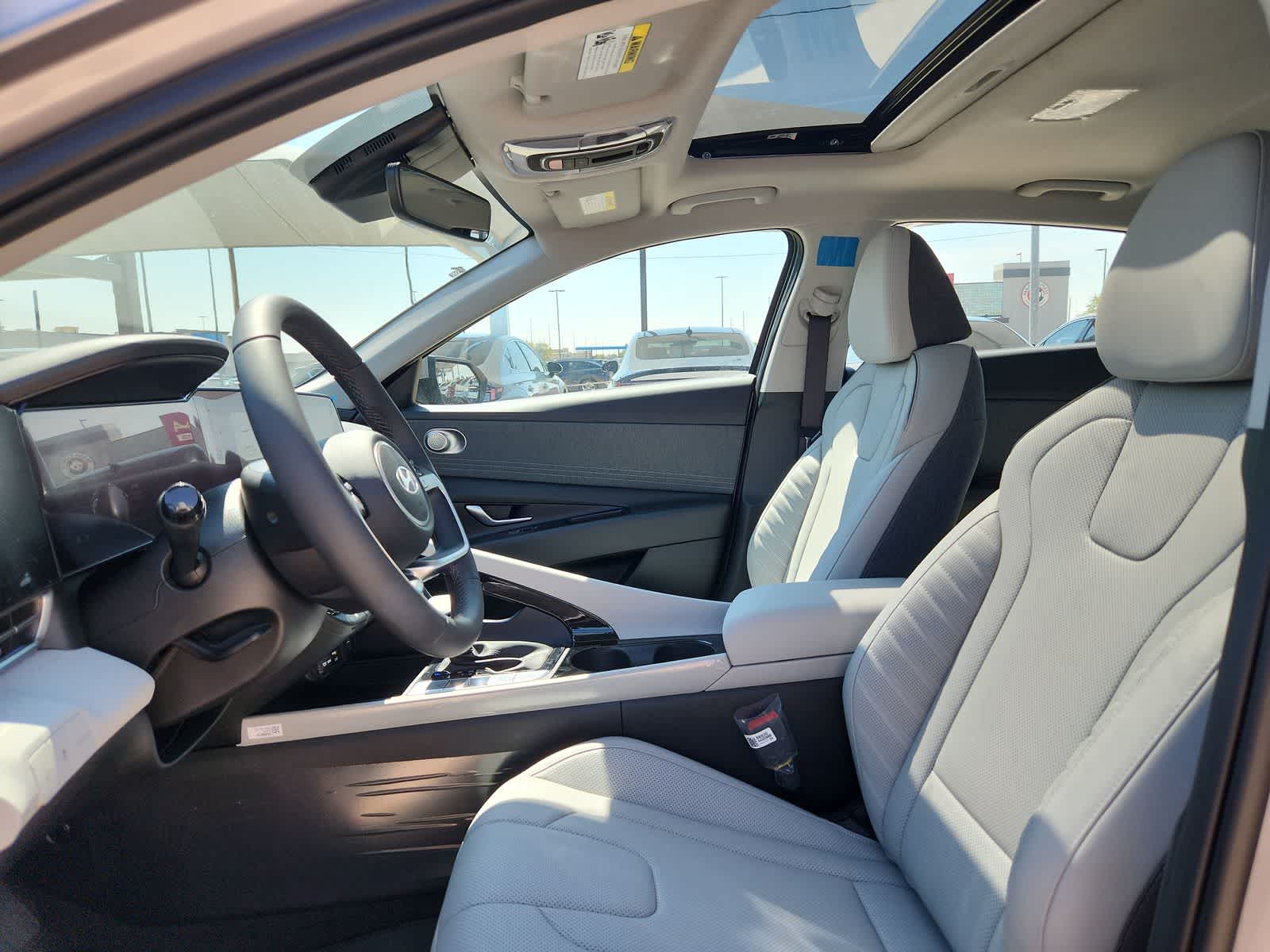 new 2025 Hyundai Elantra car, priced at $28,650