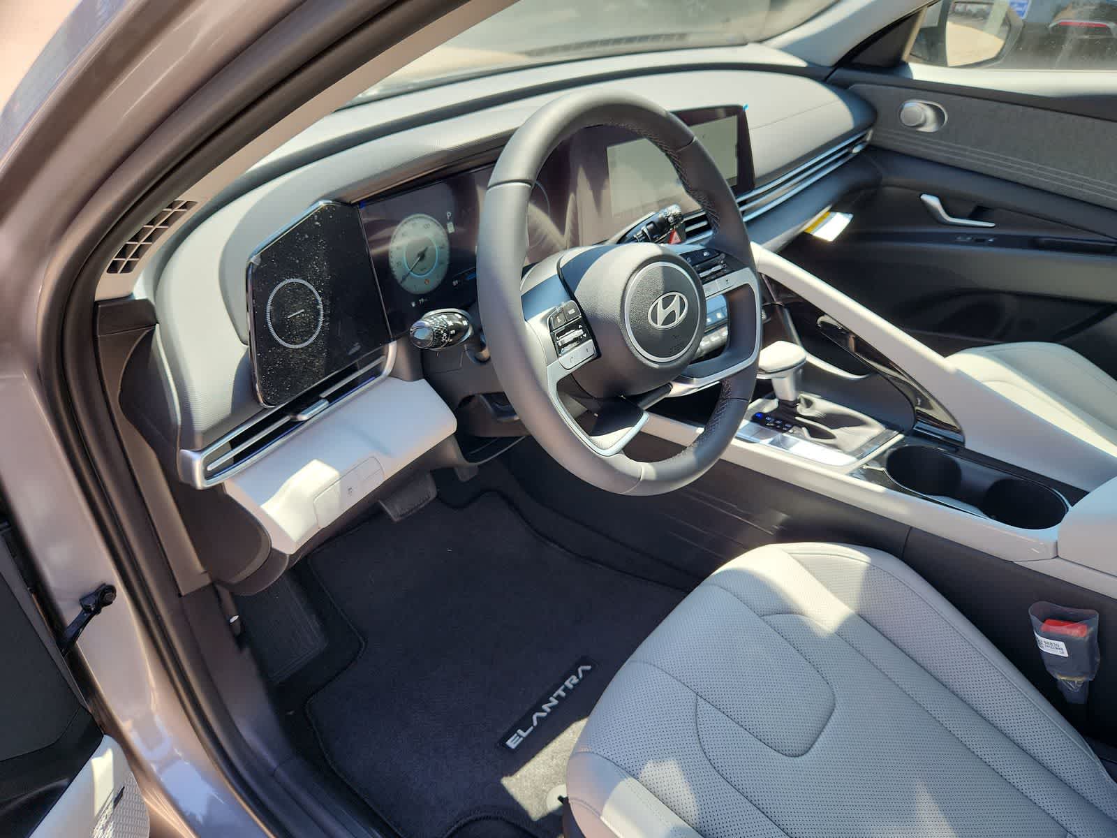 new 2025 Hyundai Elantra car, priced at $28,650