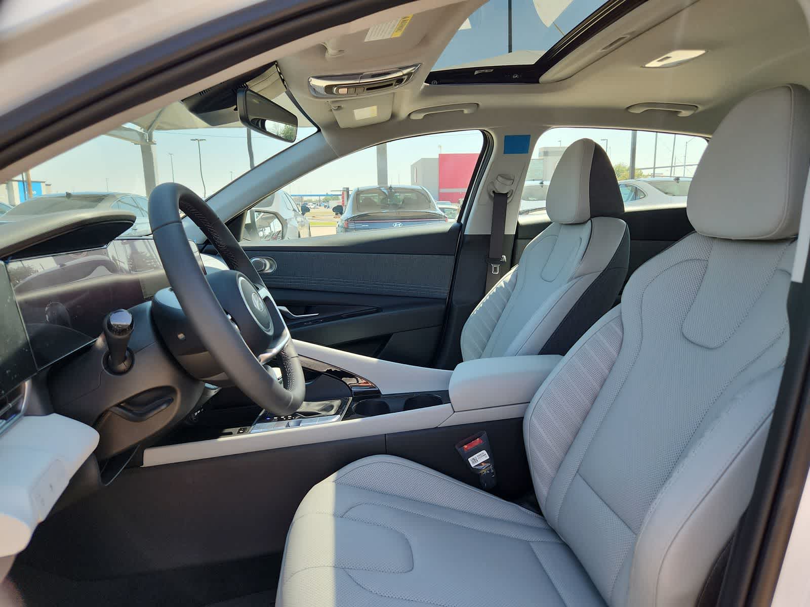 new 2025 Hyundai Elantra car, priced at $28,440