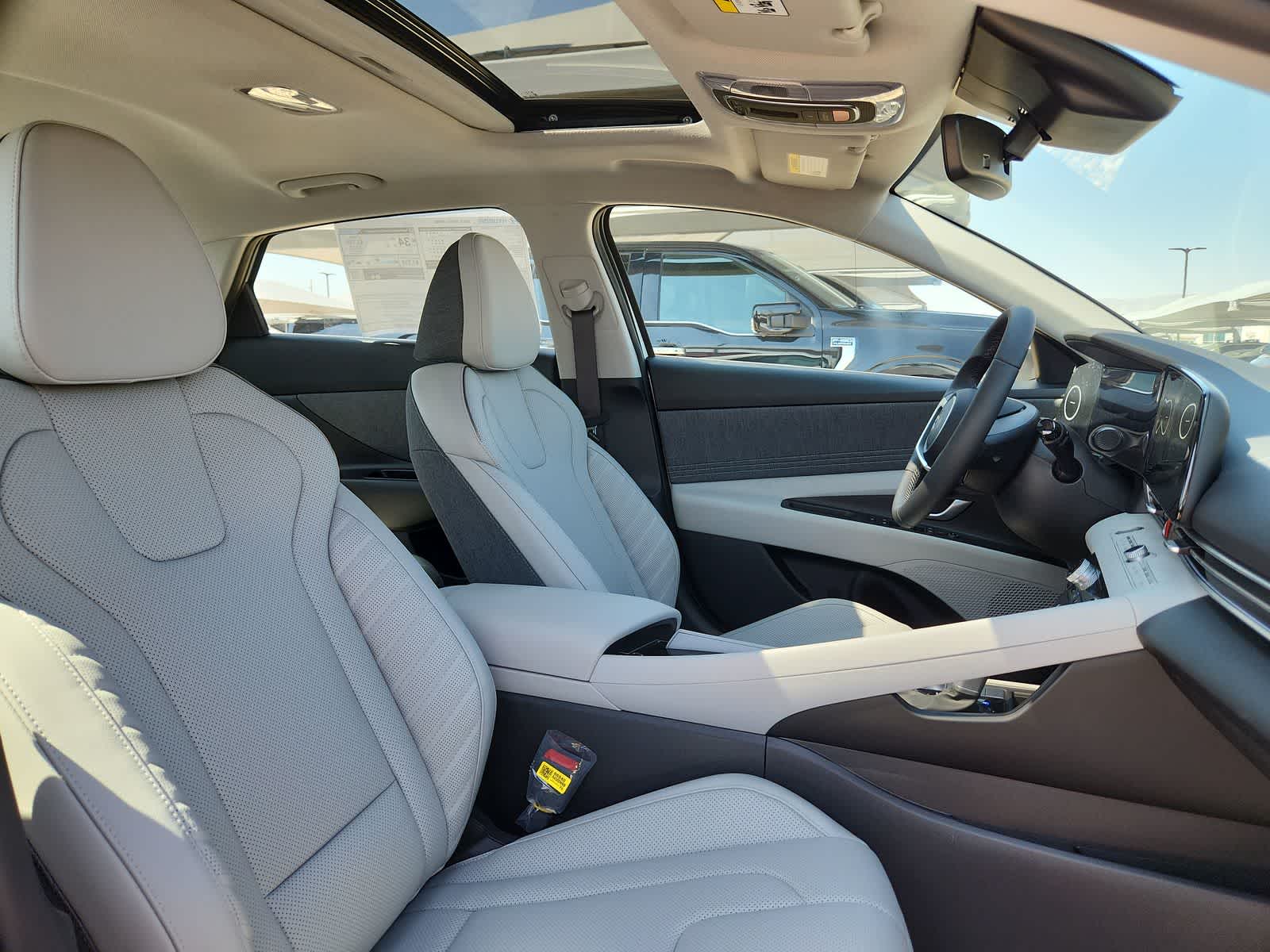 new 2025 Hyundai Elantra car, priced at $28,440