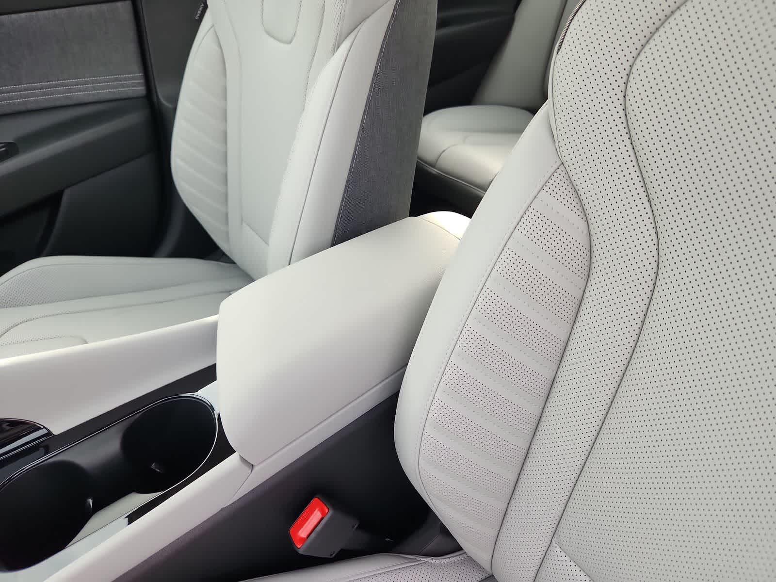 new 2025 Hyundai Elantra car, priced at $27,900