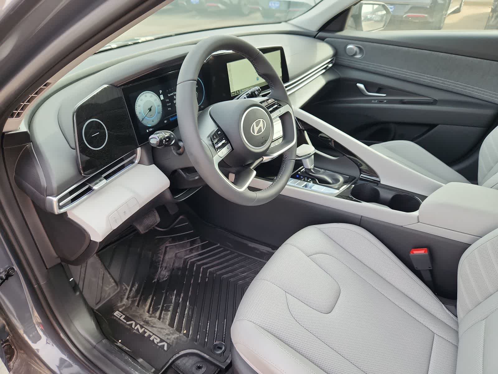 new 2025 Hyundai Elantra car, priced at $27,900