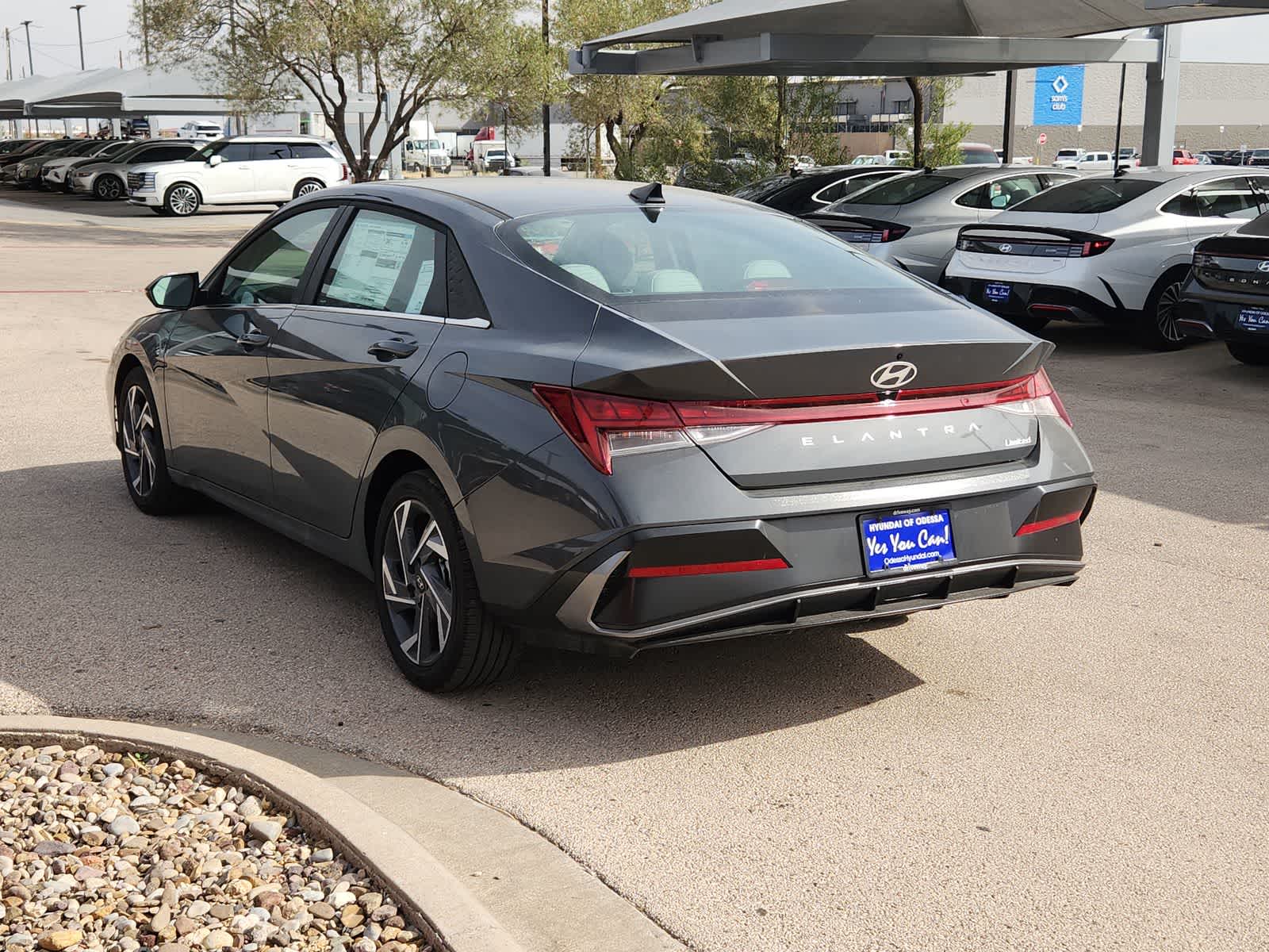 new 2025 Hyundai Elantra car, priced at $27,900