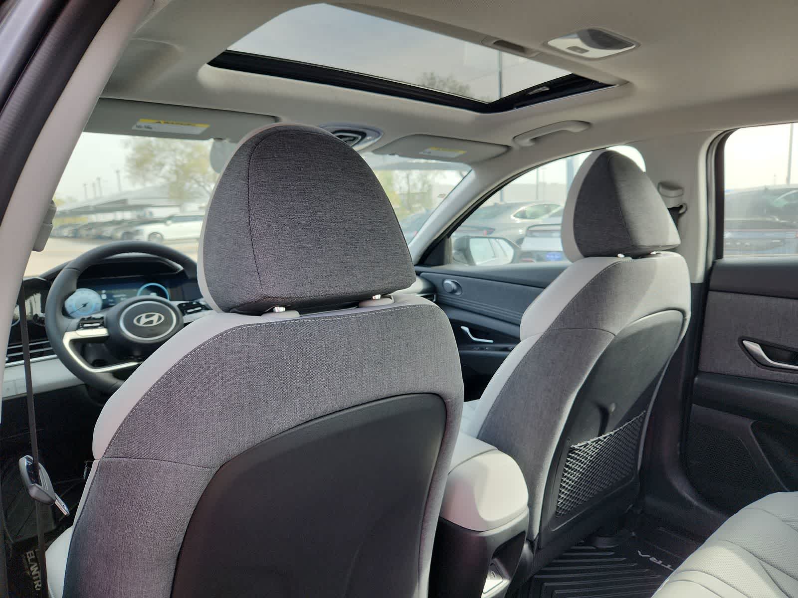 new 2025 Hyundai Elantra car, priced at $27,900