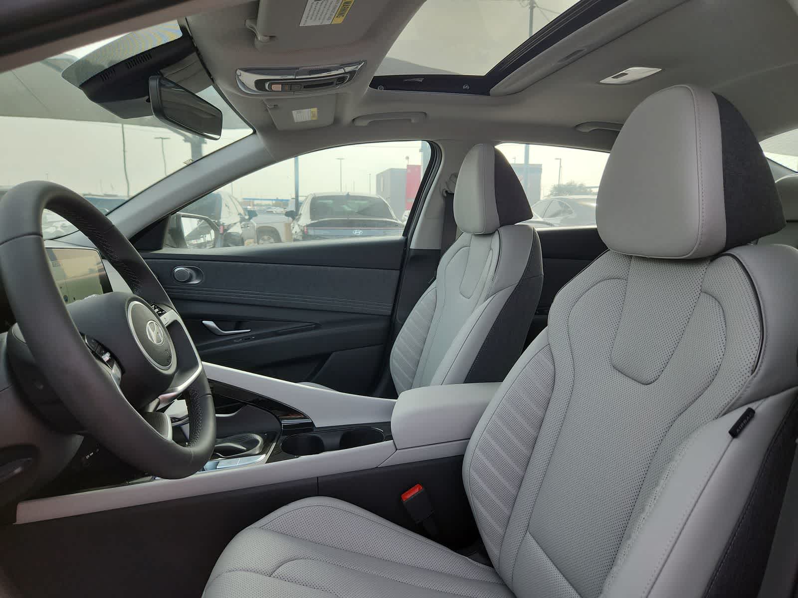 new 2025 Hyundai Elantra car, priced at $27,900