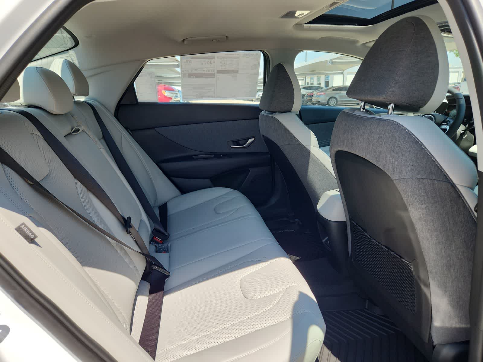 new 2025 Hyundai Elantra car, priced at $29,080