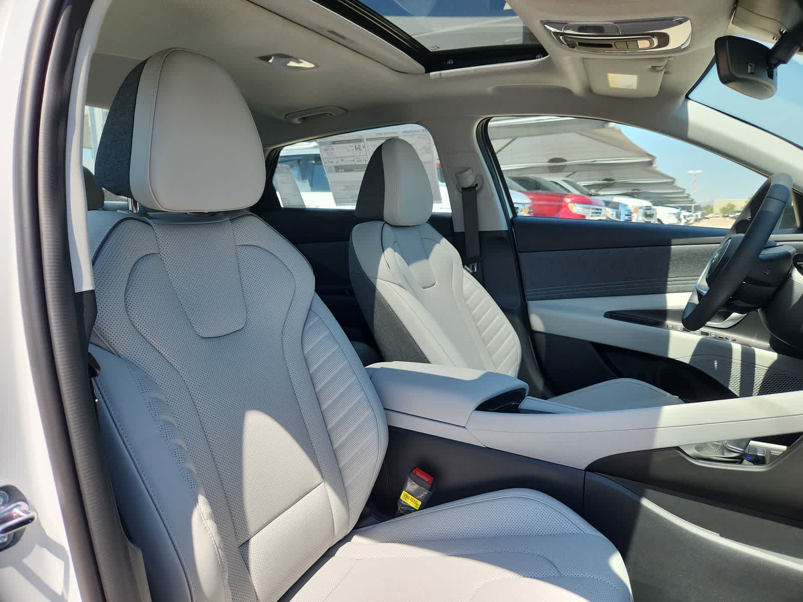 new 2025 Hyundai Elantra car, priced at $29,080