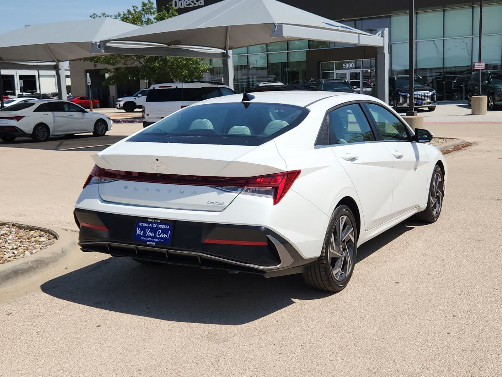 new 2025 Hyundai Elantra car, priced at $29,080