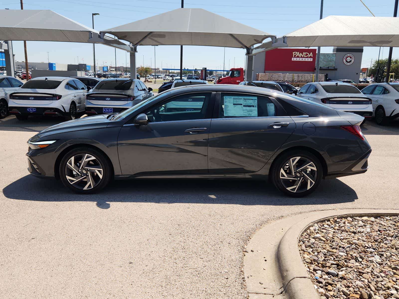 new 2025 Hyundai Elantra car, priced at $27,940