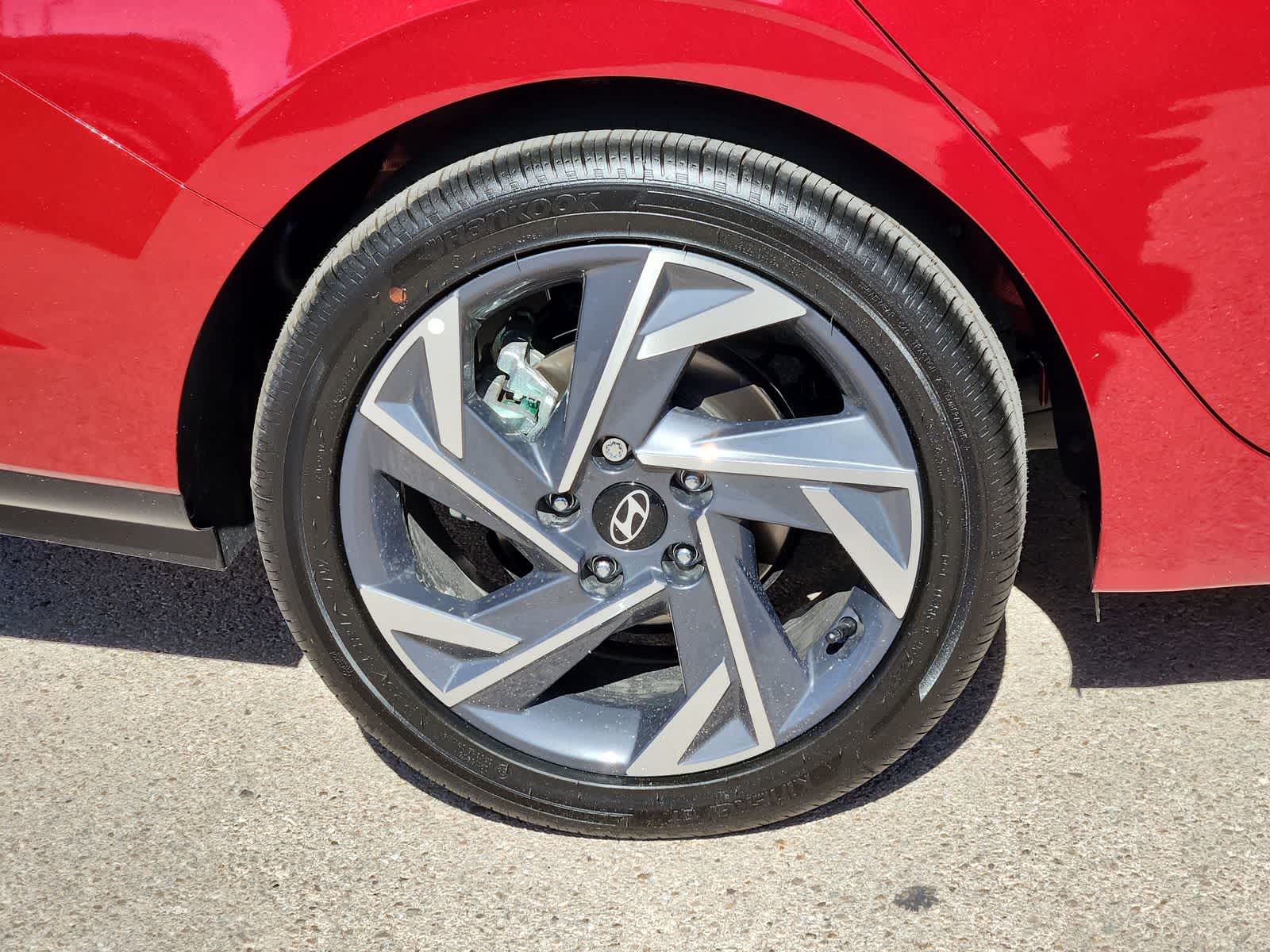 new 2025 Hyundai Elantra car, priced at $27,940