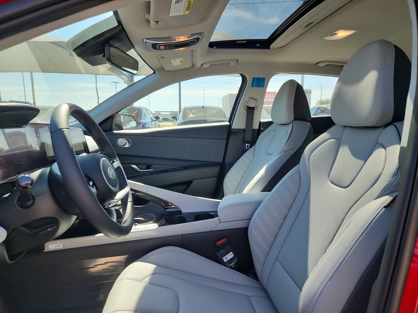 new 2025 Hyundai Elantra car, priced at $27,940