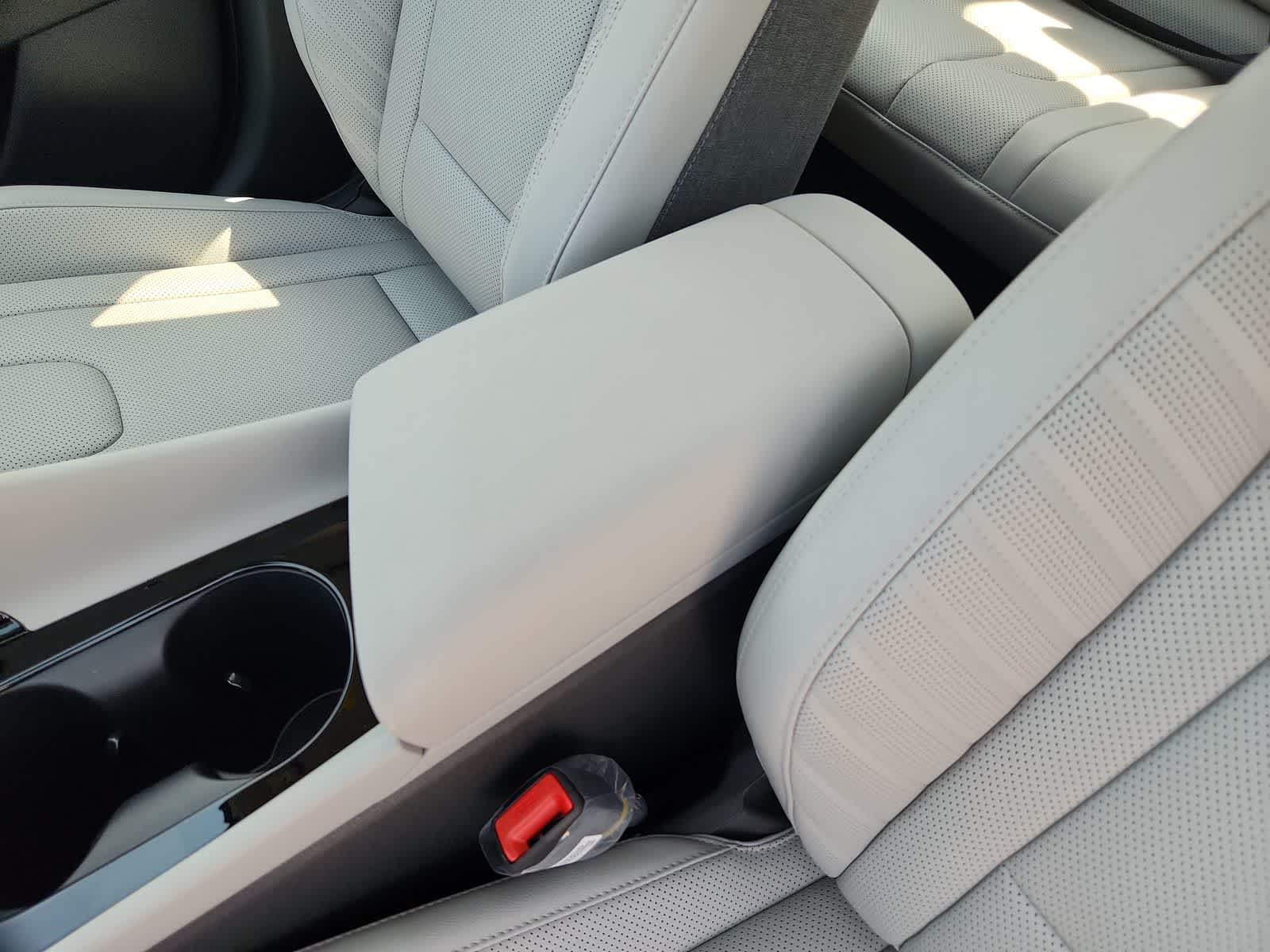 new 2025 Hyundai Elantra car, priced at $28,580