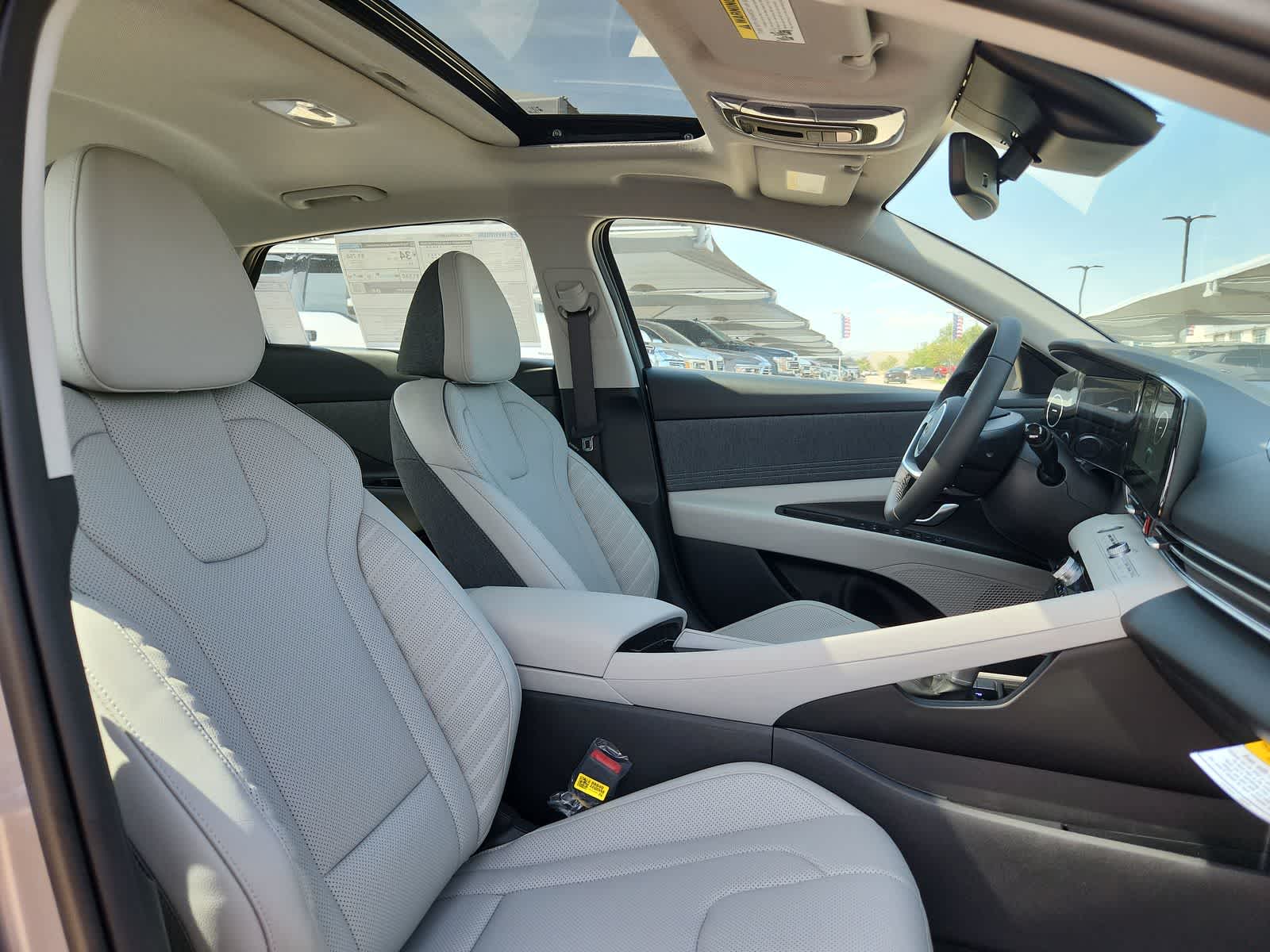 new 2025 Hyundai Elantra car, priced at $28,580