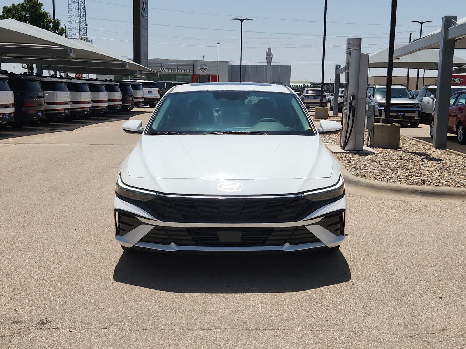new 2025 Hyundai Elantra car, priced at $26,870