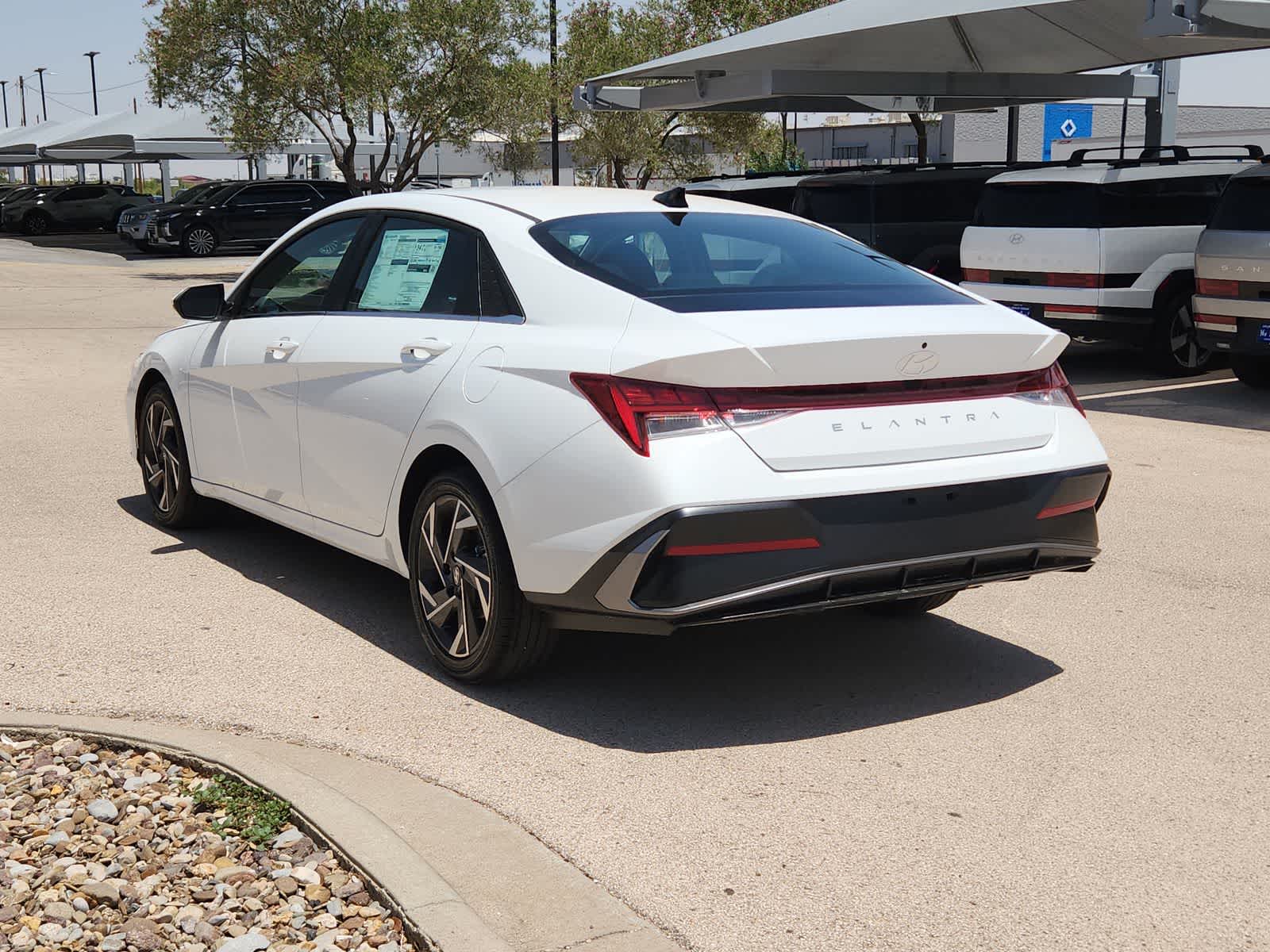 new 2025 Hyundai Elantra car, priced at $26,870