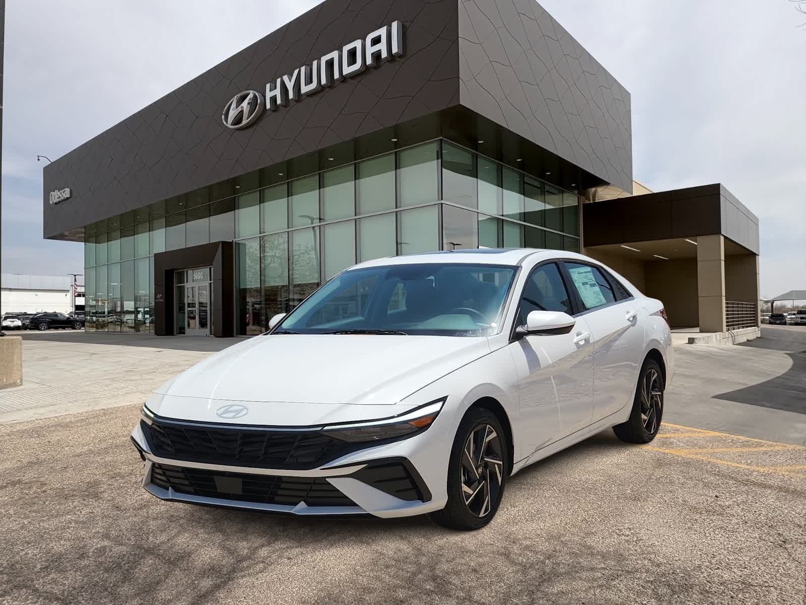 new 2025 Hyundai Elantra car, priced at $26,870