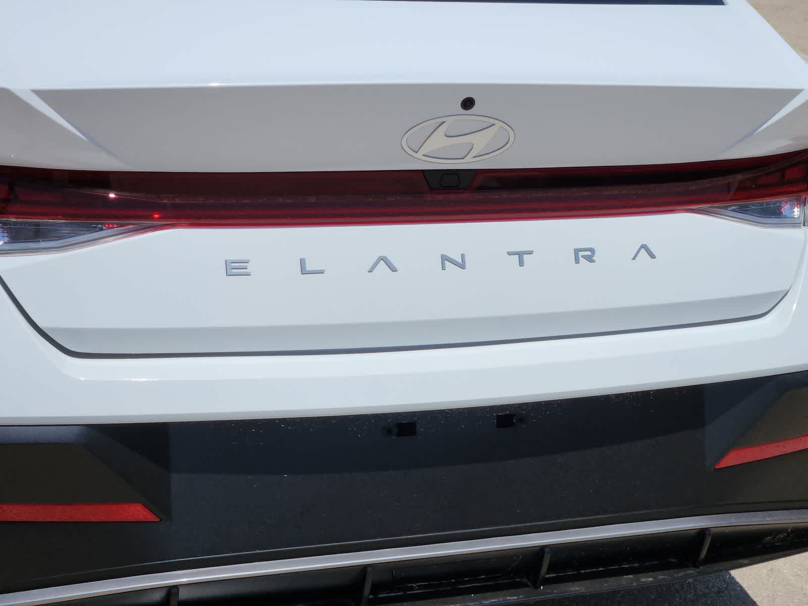 new 2025 Hyundai Elantra car, priced at $26,870